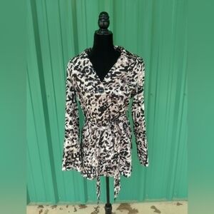Jules & Leopold Women's Leopard Print Jacket Size Medium MobWife Animal Print